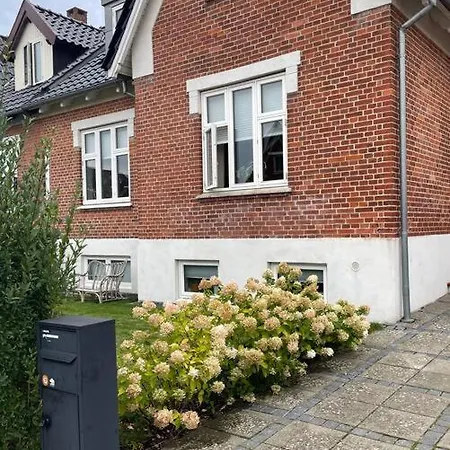 City Private In Town House Appartement Odense
